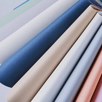 Tissu en cuir PU microfibre résistant à l'abrasion, épaisseur 498 deniers, texture veloutée 1.3, vente en gros, bagages petits blancs