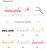 Petites Lunettes de Soleil sans Monture Style Punk Vague Femme Luxe Mode Rouge Rose Cœur Unique Rectangle Verres de Soleil pour Femme Vintage Lunettes