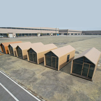 Modules d'habitation triangulaires préfabriqués en acier de style rustique, directement de l'usine, avec panneaux sandwich pour hôtels et villas