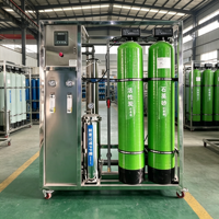Ligne de production d'eau modulaire compacte avec équipement de filtration RO 1T/H pour eau de puits et eau du robinet à usage domestique