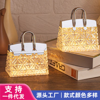 Lampe d'ambiance créative en forme de sac à main, design international, luxe abordable, 11.3x13cm, pour chambre, studio, hôtel, objets décoratifs