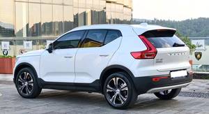 <span class=keywords><strong>Volvo</strong></span> <span class=keywords><strong>XC40</strong></span> 2022 <span class=keywords><strong>T4</strong></span> <span class=keywords><strong>AWD</strong></span> Smart Edition Luxury - Product Image 3