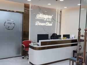 Nuovi Sandali Estivi 2025 Eleganti da <span class=keywords><strong>Donna</strong></span> con <span class=keywords><strong>Tacco</strong></span> Medio, Strass, Punta Chiusa e <span class=keywords><strong>Tacco</strong></span> <span class=keywords><strong>a</strong></span> Spillo - Product Image 4