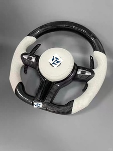 Volante de Fibra de Carbono con Diodos LED Personalizado para BMW Serie <span class=keywords><strong>F</strong></span> M3 M4 M5 M8 F10 F30 F20 F80 F90 F82 F88 F32 F38 - Product Image 2