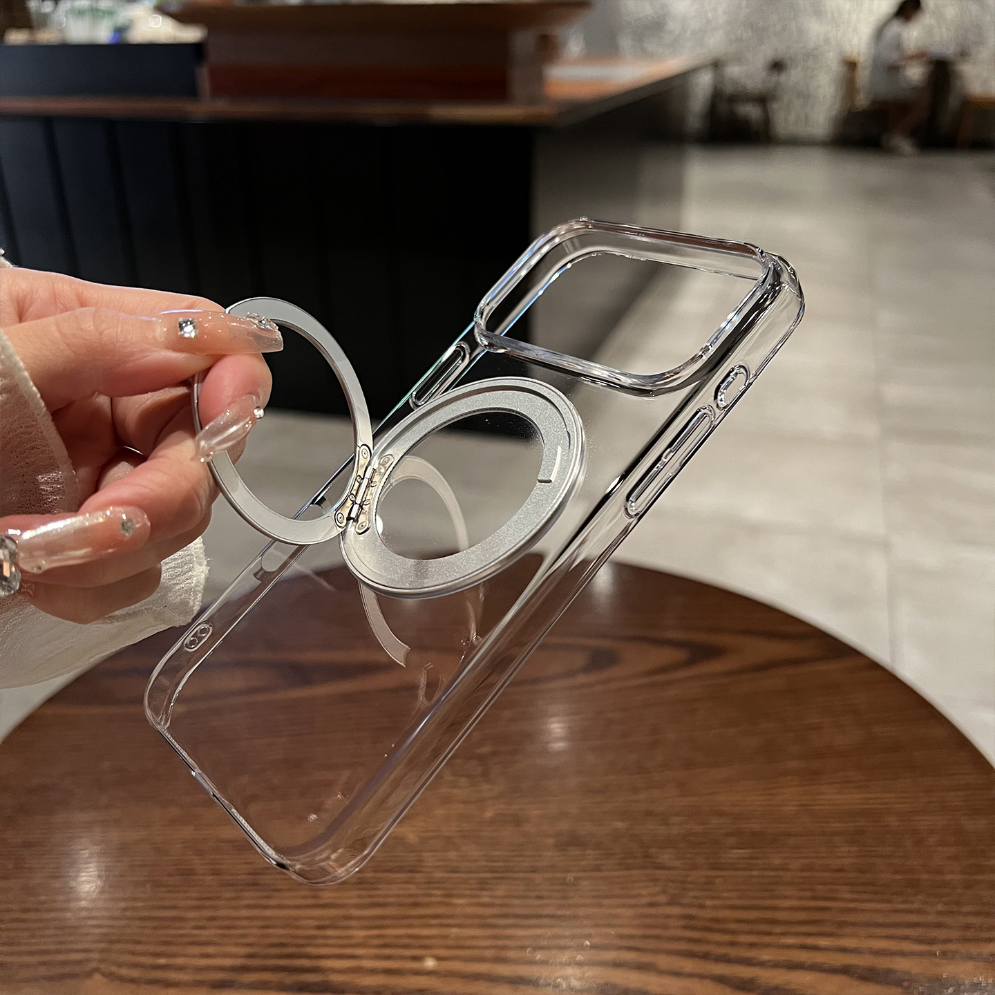 โปร่งใส