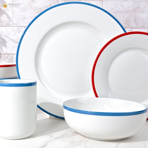 Service de vaisselle de luxe en porcelaine blanche nordique européenne à motif végétal, bord large rouge et bleu, empilable, pour hôtels et restaurants commerciaux - Product Image 4