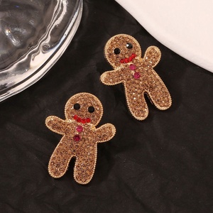 Boucles d'oreilles fantaisie de style européen et américain, nouveau modèle de bonhomme en pain d'épices de dessin animé d'Halloween avec diamant, en alliage, tendance - Product Image 3