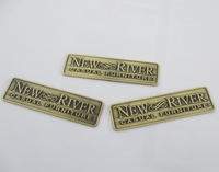 Plaque signalétique personnalisée en laiton plaqué or antique 3D avec motif en relief pour appareils électroménagers et mobilier d'hôtel, trou de fixation inclus