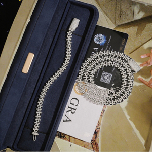 Collar de Cadena Cubana con Cruz de Moissanita en Plata de Ley 925, Pasa el Test de Diamantes - Product Image 3