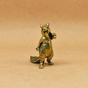 รูปปั้นกระรอกทองเหลืองโบราณ งานศิลปะทองแดงโบราณ ของตกแต่งบ้าน เหมาะสำหรับห้องนั่งเล่น ของสะสม ของตกแต่งบ้าน - Product Image 5