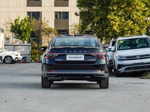 <span class=keywords><strong>Skoda</strong></span> Superb <span class=keywords><strong>2021</strong></span> Automatica Turbo in Pelle R17 Guida a Sinistra Telecamera Fari LED Tetto Apribile per Spostamenti Urbani e Lunghe Distanze - Product Image 6