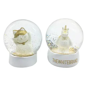 Decoratie Souvenir Geschenken Dier Polyresin Water Sneeuw Bal 100Mm Glas Sneeuw Dome Custom Sneeuwbol