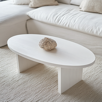 Table basse en bois massif blanc avec surface facile à nettoyer, design minimaliste, respectueuse de l'environnement