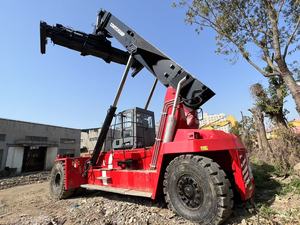 Reachstacker Kalmar d'occasion 45 tonnes, en excellent état de fonctionnement, prêt à l'inspection et à l'expédition, Contchamp Red Telescopic, garantie 1 an - Product Image 4