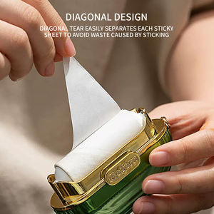 Rouleau adhésif <span class=keywords><strong>pour</strong></span> <span class=keywords><strong>enlever</strong></span> la poussière et <span class=keywords><strong>les</strong></span> <span class=keywords><strong>poils</strong></span> d'animaux, outil de nettoyage, type tambour, portable, réutilisable, <span class=keywords><strong>brosse</strong></span> <span class=keywords><strong>pour</strong></span> <span class=keywords><strong>enlever</strong></span> <span class=keywords><strong>les</strong></span> <span class=keywords><strong>poils</strong></span> de chien et de chat - Product Image 6