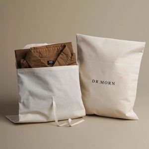 Pochette promotionnelle personnalisée avec logo, en toile de coton réutilisable, pour cosmétiques, sous-vêtements, chaussures, avec rabat - Product Image 4