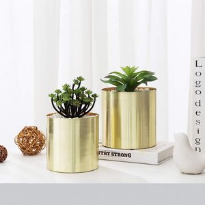 Ensemble rond de jardinières et de vases en fer plaqué or pour décoration de jardin de différentes tailles et modèles - Product Image 3