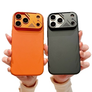 Coque de téléphone magnétique en <span class=keywords><strong>fibre</strong></span> de carbone avec protection d'objectif en métal pour iPhone 17 Pro Max, étui de protection intégral en PC pour iPhone 17 Pro - Product Image 5