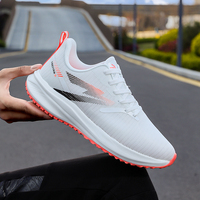 Chaussures de sport athlétiques légères, dernière mode, style marche pour hommes, chaussures de course décontractées pour hommes, taille 39-44