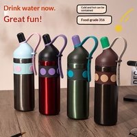 Nouvelle gourde isotherme portable en acier inoxydable de grande capacité pour sports de plein air, randonnée et étudiants, avec paille intégrée, pour l'export.