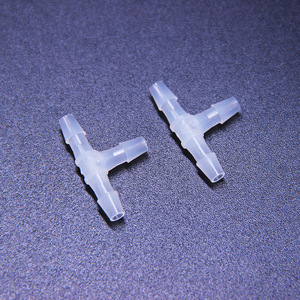Connecteur de type T PTF1602D 3,2 mm à installation rapide, transparent, pour utilisation avec eau, air, eau salée, liquides et gaz - Product Image 1
