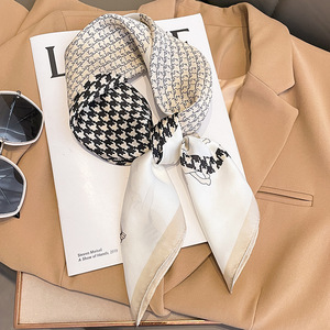 2024 Mới Thời Trang Retro Pony Khí Phụ Nữ Của Mô Phỏng Lụa Vuông Khăn 70 Trang Trí Khăn Choàng Headband Dài Chiều Dài Phong Cách - Product Image 4