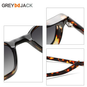 Gafas de Sol Polarizadas Unisex UV400 con Marco de PC y Lentes TAC, Estilo Carey Negro, para Conducir y Uso al Aire Libre - Product Image 3