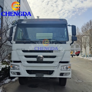 Sinotruk Howo 6x4 10 roues <span class=keywords><strong>d</strong></span>'<span class=keywords><strong>occasion</strong></span> de haute qualité Véhicules utilitaires Clôture bon marché Camions de fret à vendre - Product Image 2