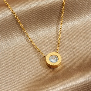 Minimalist Round Pendant Necklace With Roman Numerals Gold Plated Chain Everyday Wear Diamond Encrusted Geometric Design - Product Image 2