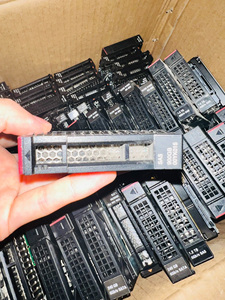 7xb7a00026 kim loại bao vây nội bộ máy chủ HDD <span class=keywords><strong>SAS</strong></span> 12g 512n 512n cung cấp toàn cầu 2.5inch 10K RPM <span class=keywords><strong>SAS</strong></span> 12g máy chủ HDD 512n 00yk015 - Product Image 2