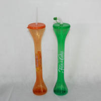 Meilleures ventes - Gobelet à bière en plastique transparent de 700 ml sans BPA avec long col et couvercle, logo personnalisé pour les fournitures de fête et les anniversaires