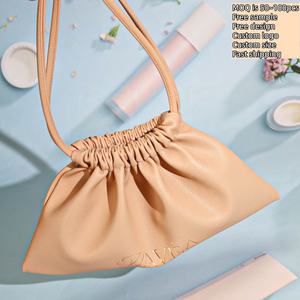 Bolsa de Almacenamiento de Cosméticos de Viaje de Cuero PU Impermeable de Alta Calidad, Bolsa de Maquillaje de Cuero con Logotipo Personalizado Impreso para Productos de Cuidado de la Piel - Product Image 4