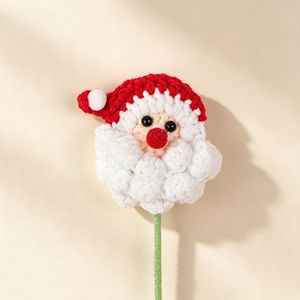 Bouquet de Noël fini, tricoté à la main, transfrontalier, en fil de coton, avec branche florale Père Noël et noisette de Sibérie, pour décoration - Product Image 6