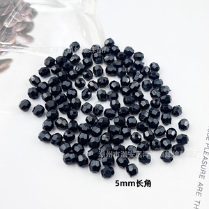 Cuentas acrílicas negras de esquina de 3-5 mm con orificio recto multifacético para la fabricación de joyas, material para tejer cadenas de teléfono y bolsos DIY - Product Image 4