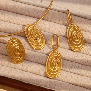 Châu Âu Và Mỹ Phong Cách Thời Trang Pháp Hình Học Dây Chuyền, Thép Không Gỉ Mạ Với 18K Vàng, Retro Conch Vòng Bông Tai - Product Image 3