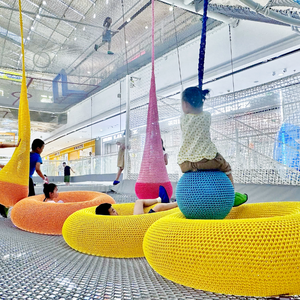 Ropecube อุปกรณ์ตาข่ายสำหรับเด็กเล่นในร่มสีสันสดใส - Product Image 5