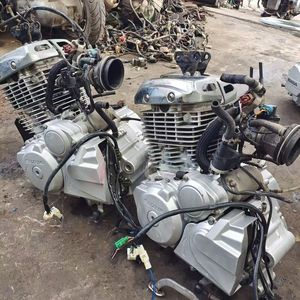 Moteur de moto Suzuki Rissho 150 EFI 6 vitesses d'<span class=keywords><strong>occasion</strong></span>, 4 temps, démarrage électrique, CDI, refroidissement par air, 1 cylindre, 150 cm3 de cylindrée - Product Image 5