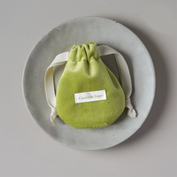 Pochette à bijoux en velours de luxe avec cordon de serrage, plusieurs tailles, logo personnalisé, sac d'emballage cadeau pour bijoux