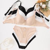 Set Bra Push-Up Berkualitas Tinggi dengan Desain Renda 3/4 Cup dan Kawat Penyangga, Dilengkapi Hiasan Pinggang, Sangat Elastis dan Bernapas, Set Bra dan Celana Dalam Wanita