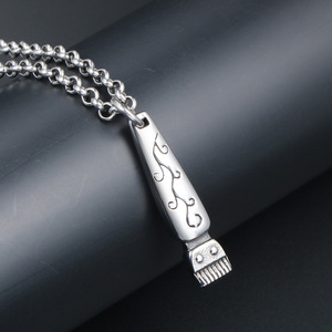 Collier pendentif rasoir en acier inoxydable pour hommes, style punk, design géométrique, SP724, bijoux cadeau - Product Image 4