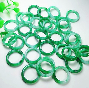 Anillos de Jade Verde Baratos de Estilo Moderno, Anillo de Piedra Natural de Jade para Mujeres y Hombres - Product Image 4
