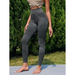 Fisoew Leggings acanalados sin costuras para mujer, pantalones de yoga de cintura alta y longitud completa, ropa deportiva con control de abdomen - Product Image 6