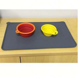 Pet Friendly <b>Silicone</b> <b>Mat</b> for Clean and Convenient Feeding Ideal for Indoor and Outdoor Settings - Product Image 5