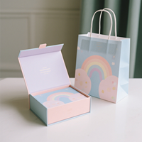Maßgefertigte Pastellfarbene Geschenkbox mit Magnetdeckel und Passender Tragetasche für Geschenke und Party-Einzelhandel