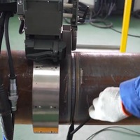 Machine de soudage MIG DC pour pipeline 10-500A avec système de guidage à distance et transfert par pulvérisation pour l'assemblage de tuyaux en acier FXM-G219