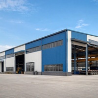 Structure en acier modulaire personnalisable à double pente pour entrepôt, idéale pour centre de distribution