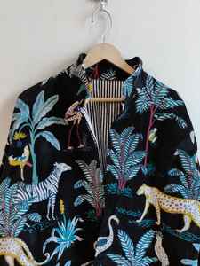 Blouson Bomber en Velours Imprimé Jungle Noir Réversible Écologique Respirant Remplissage 100% Coton Longueur Courte Hiver - Product Image 2