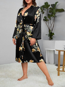 Robe de chambre personnalisée longue en soie <span class=keywords><strong>kimono</strong></span> 1 pièce imprimé floral épaules tombantes ceinture en satin robe <span class=keywords><strong>femme</strong></span> élégante - Product Image 3