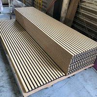 Panneaux acoustiques en bois 3D à lattes, fabrication OEM en Chine, pour murs et plafonds, panneaux insonorisants rainurés, finition bois, MDF, décoration intérieure