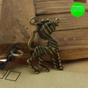Ciondolo Zebra Braying in Lega di Zinco Bronzo Anticato, <span class=keywords><strong>Animale</strong></span> Safari in Piedi, per Bambini, Souvenir da Viaggio al Zoo, Artigianato - Product Image 3